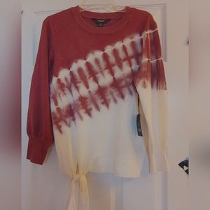 Simply Vera Wang Sweater